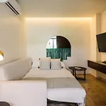 Deluxe Design 3Br With Pool, Spa, Gym, Kids Area