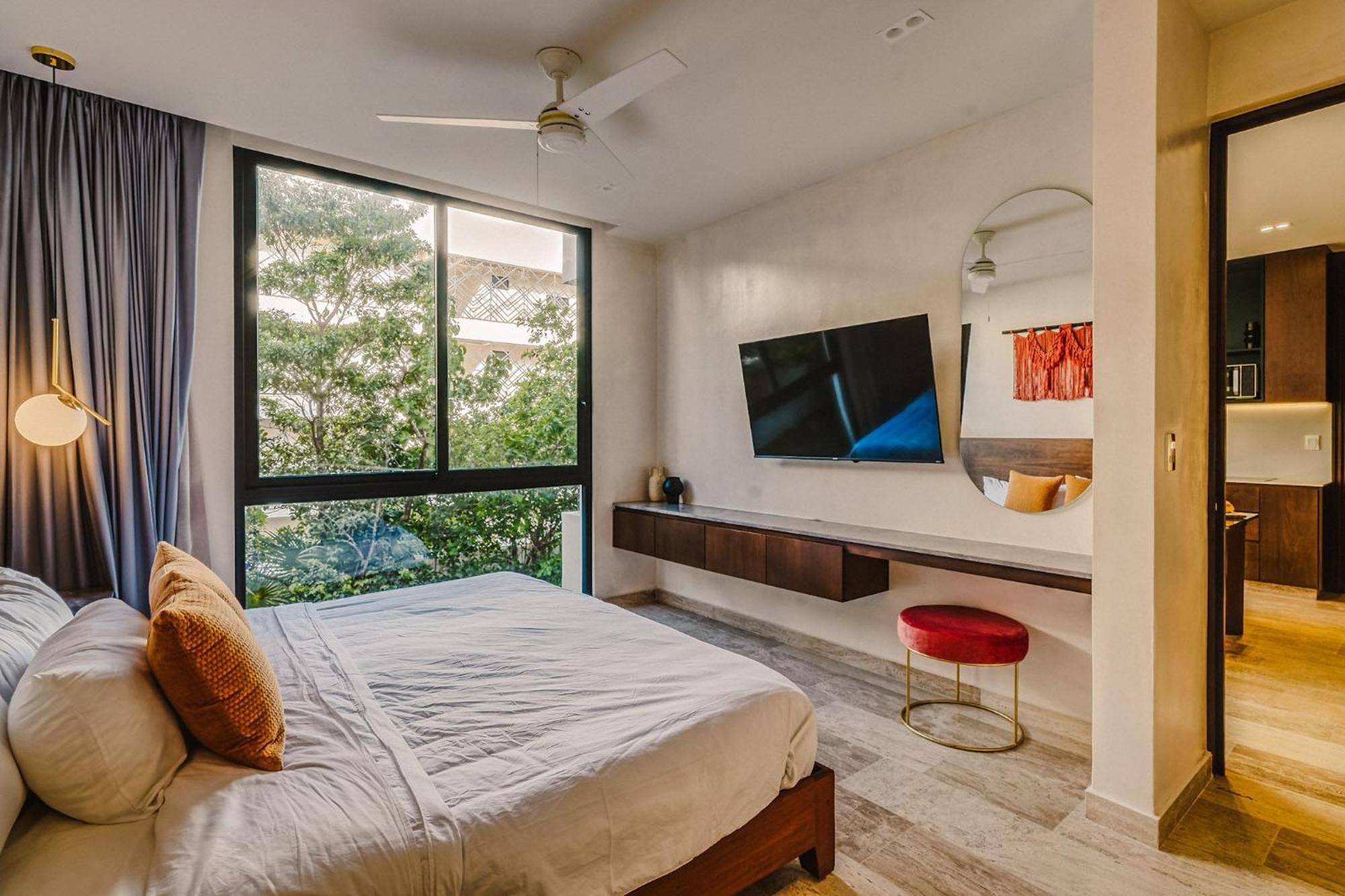 Apartment Deluxe Design 3br With Pool, Spa, Gym, Kids Area